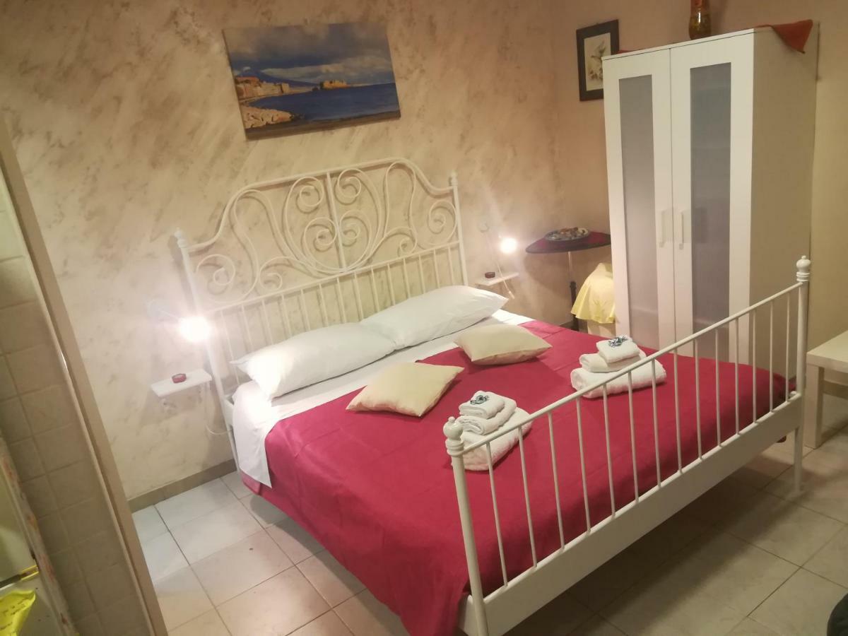 Вілла Il Rifugio Di Pulcinella Restyling Неаполь Екстер'єр фото